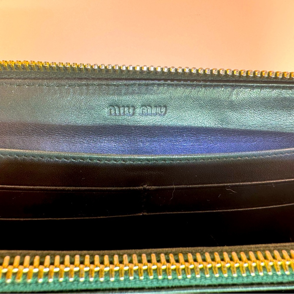 Miu Miu Continental Croc Embossed Zip Wallet Rare Verde Petrolio Authentic - Picture 11 of 14